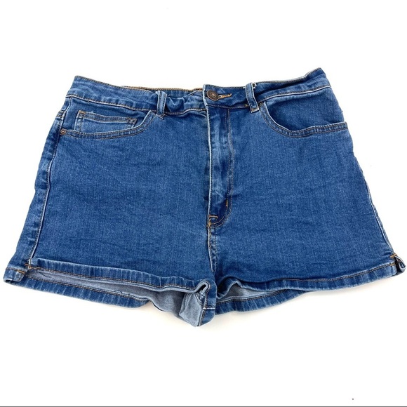 Forever 21 Women’s Blue Jean Shorts 29 - Picture 1 of 4